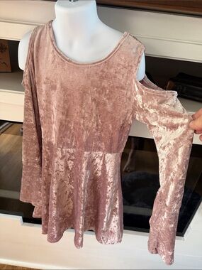 btween Dusty Pink Velvet Cold-Shoulder A-Line Dress